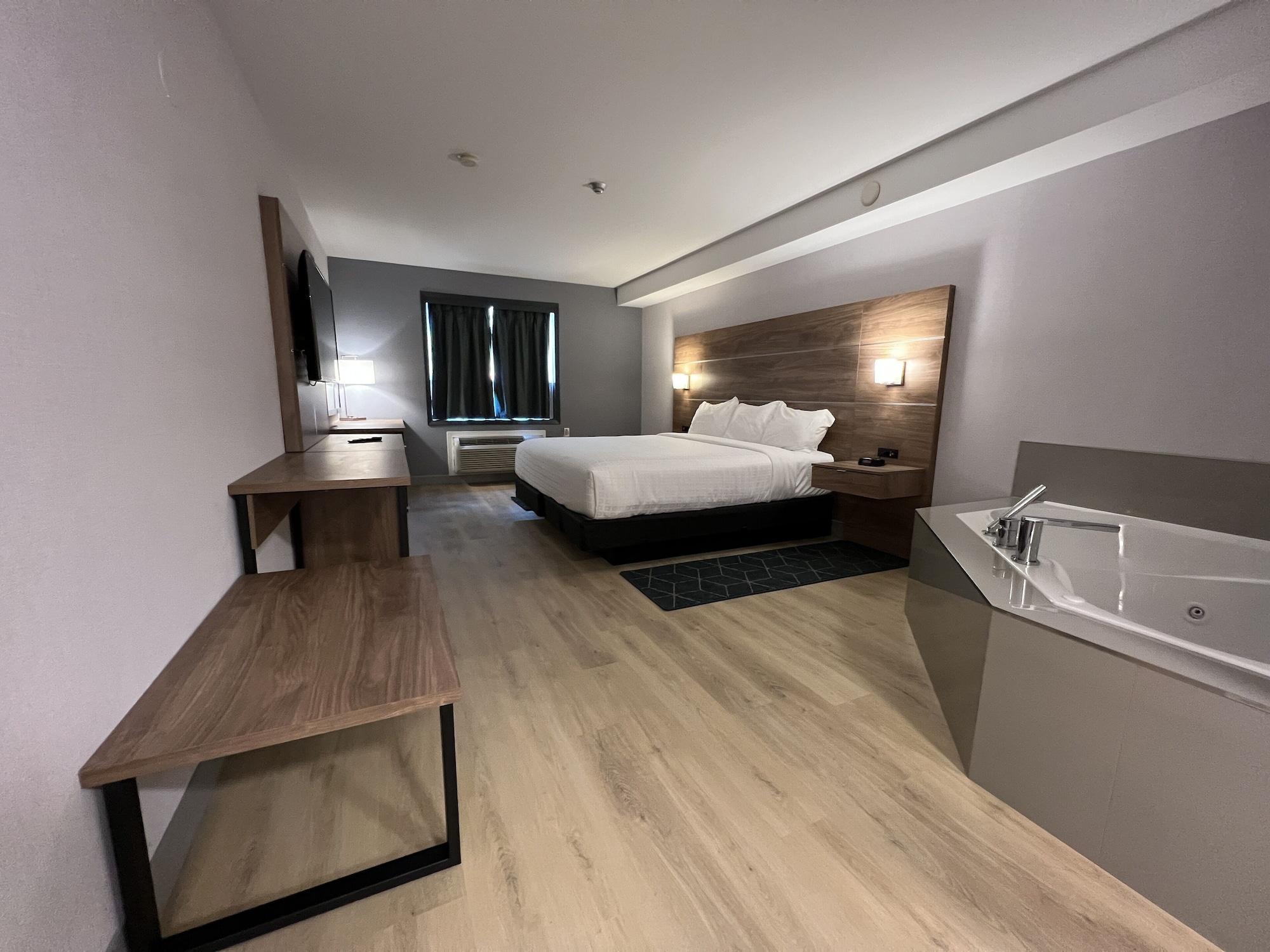 Super 8 By Wyndham On Hotel Cornwall