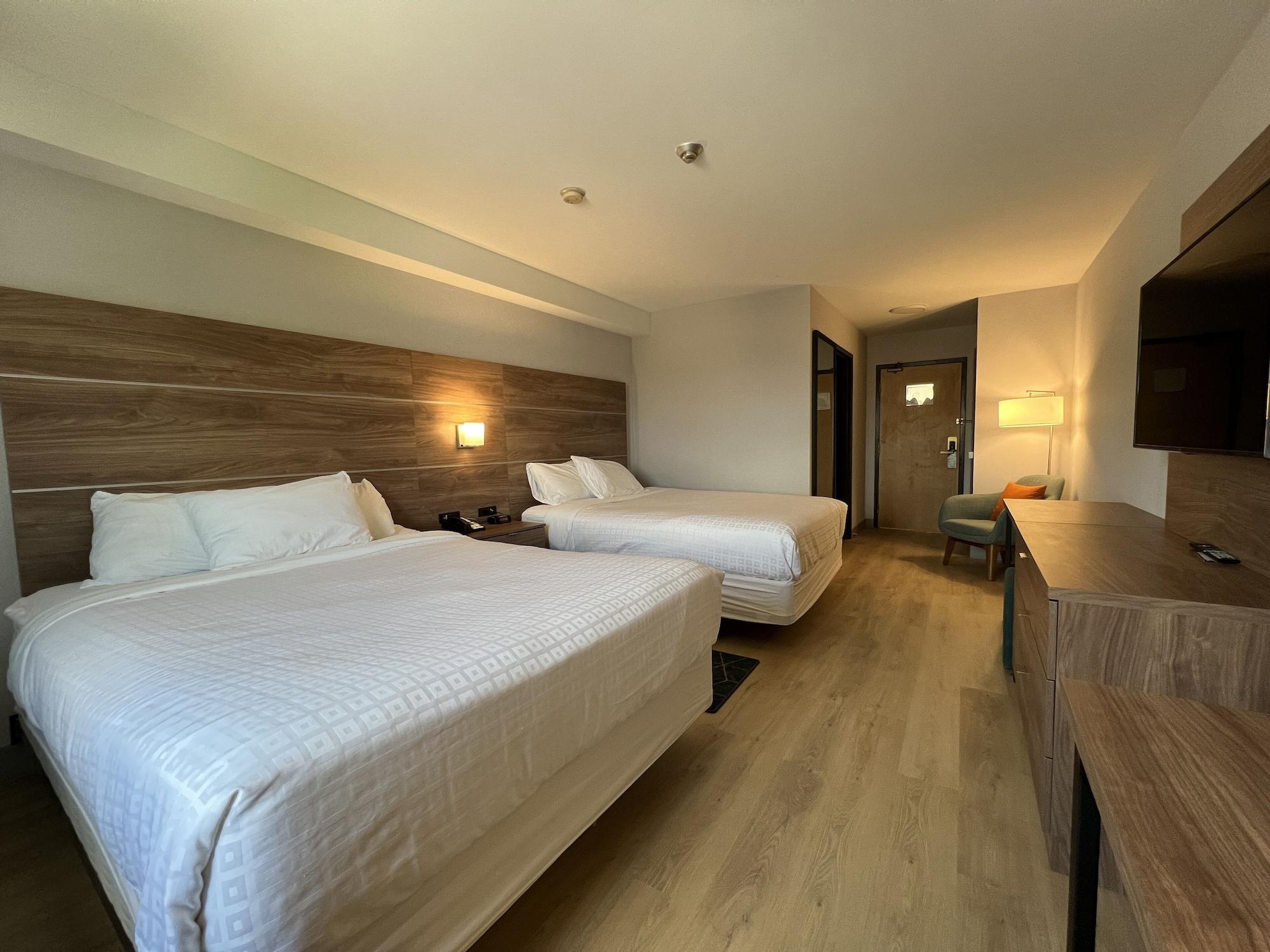 Hotel Super 8 By Wyndham On Cornwall