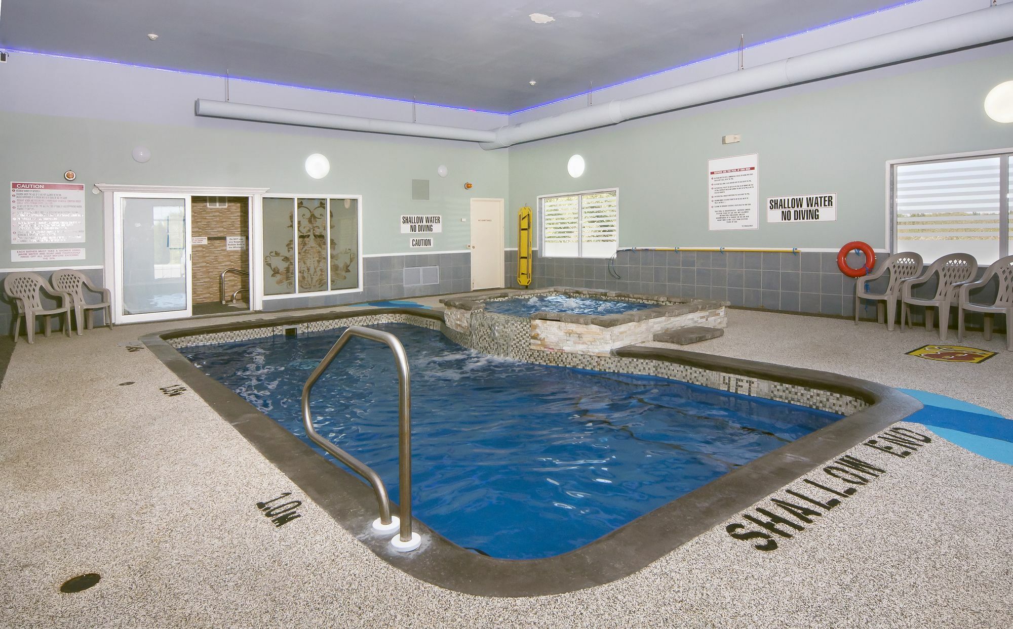 Super 8 By Wyndham On 2* Cornwall